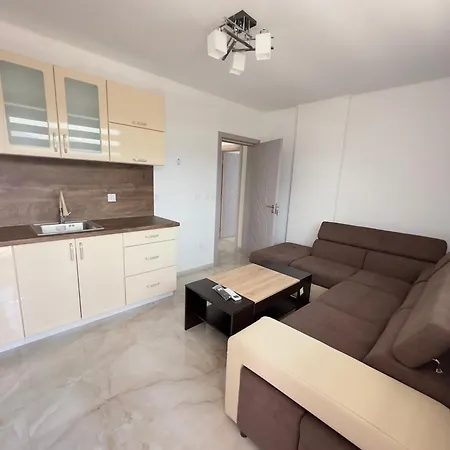 Apartment лим *